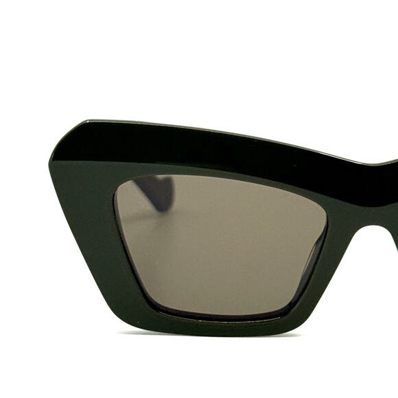 New! LOEWE Sunglasses LW40036I 96E, Authentic - Picture 4 of 12